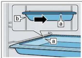 NEFF C29FS31Y0A - Sliding accessories into the cooking compartment - 2