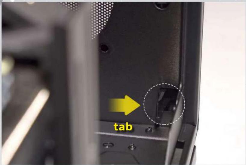 In Win N515 - Opening the Front Panel - 1