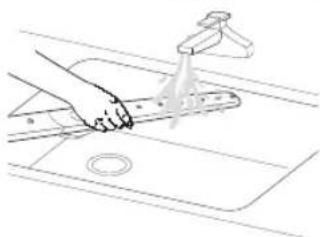 SAMSUNG DW5343TGBSL - Cleaning and maintaining your dishwasher - 3