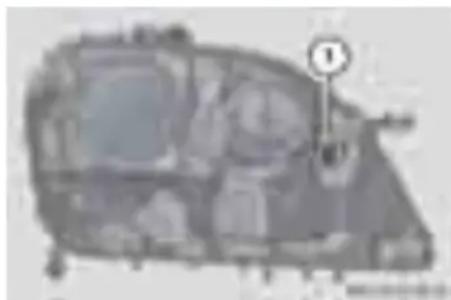 Mercedes-Benz ML 420 CDI (2003) - Lamba Ampullerin Değiştirilmesi - 3