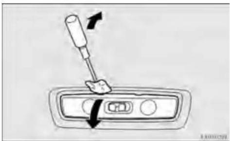MITSUBISHI Grandis (2005) - Bagaj lambası - 1