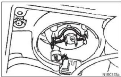 MITSUBISHI Carisma (2001) - ACYL DURUMDA - 3