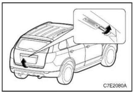 CHEVROLET Captiva (2009) - BAGAJ KAPISI CAMI AÇMA DÜĞMESİ - 1