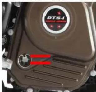 Bajaj Pulsar RS200 (2015) - MOTOR YAĞI SEVİYESİ KONTROLÜ - 1