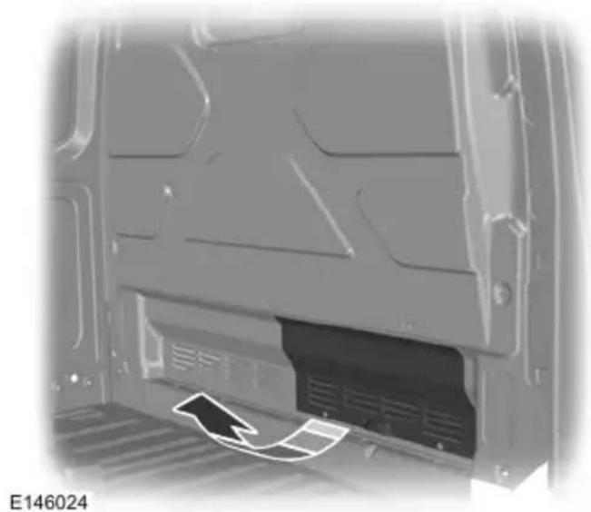 FORD Transit Custom (2018) - ARKA YÜK ALANI KAPAKLARI - 1