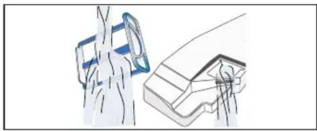 SIEMENS WT45W461TR - Yoğuşma suyu kabındaki süzgecin temizlenmesi - 2
