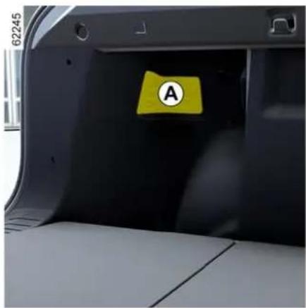 RENAULT Duster (2024) - Arka lambalar: ampullerin değiştirilmesi - 1