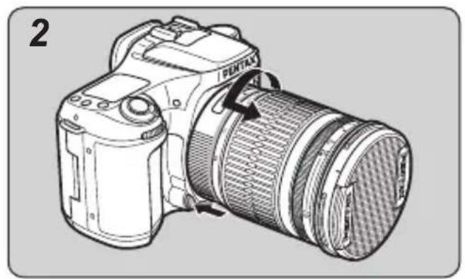 PENTAX smc DA 300mm f/4 ED (IF) SDM - MOUNTING AND REMOVING THE LENS - 2