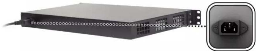SYNOLOGY RS212 - RackStation の起動 - 1
