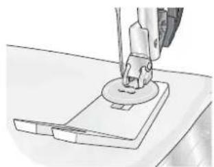 PFAFF Ambition 1.5 - Sew on a button - 1