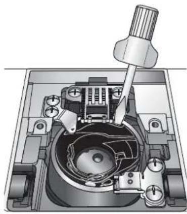 PFAFF Ambition 1.5 - Replacing the stitch plate - 2