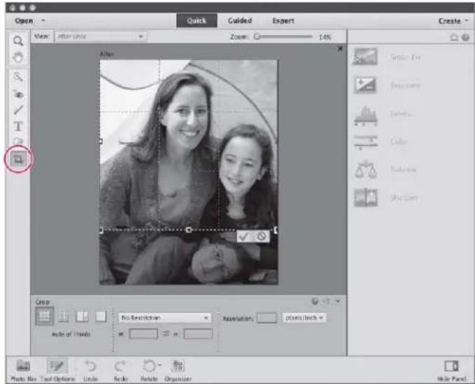 ADOBE Photoshop Elements 11 - Crop a photo in Quick mode - 1