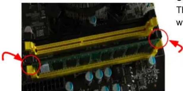FOXCONN H55A - Installing a Memory - 4