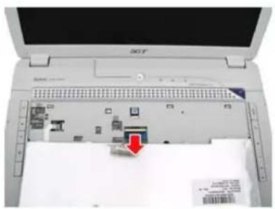 ACER Aspire 5920G Series - Removing the Keyboard and LCD Module - 4