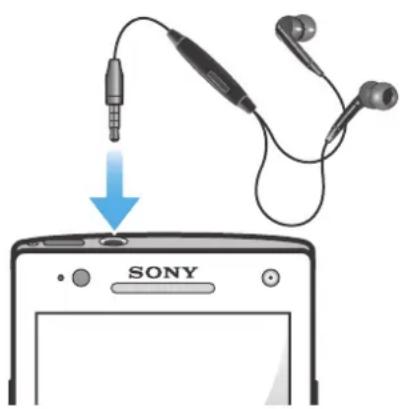 SONY LT26i - Using a headset with your phone - 1