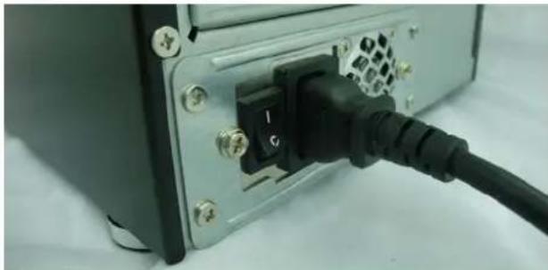Thecus N7700SAS - Cable Connections - 2