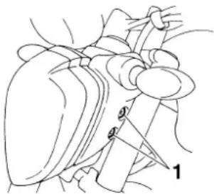 YAMAHA FZ6-N - Koplampgloeilamp vervangen - 1