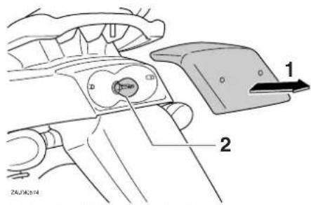 YAMAHA BW50 - Replacing the tail/brake light bulb - 2