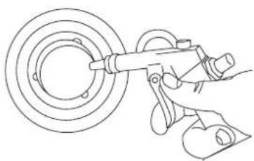 YAMAHA MAJESTY 125 - Cleaning the air filter element - 3