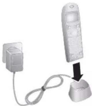 PHILIPS Magic 5 Eco PPF685E - Introduire les batteries dans le combiné sans fil - 4