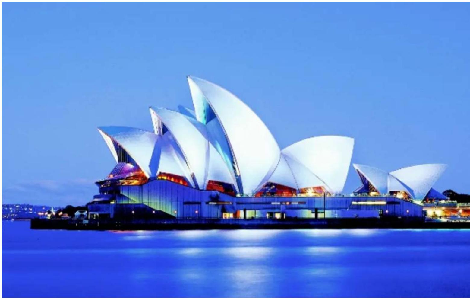LEGO Sydney Opera House (TM) - SYDNEY OPERA HOUSE™ - 3