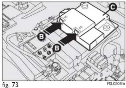 FIAT Croma (2008) - Resetting the power supply cut-off switch (where provided) fig. 73-74 - 1