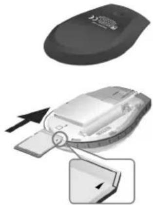 CREATIVE MuVo C100 - Inserimento di una scheda multimediale (facoltativo) - 1