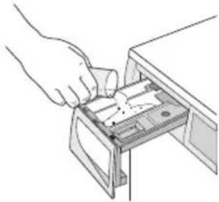 IKEA RENLIG IWM60 - Dosez la lessive et l'assouplissant. - 1