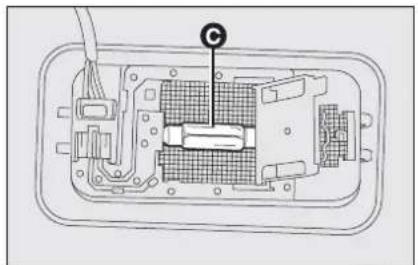 FIAT Fiorino (2009) - Front ceiling light with movable lens - 3