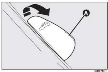 FIAT Punto (2003) - TAILGATE OPENING - 2