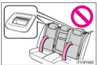 TOYOTA Avensis (2012) - ■ When returning the seatbacks to the upright position - 1