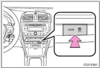TOYOTA Avensis (2012) - 3-1. Using the air conditioning system and defogger Power heater\* - 1