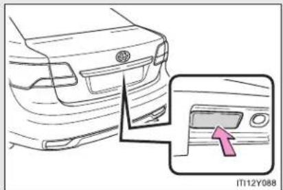 TOYOTA Avensis (2013) - Trunk (sedan) - 1