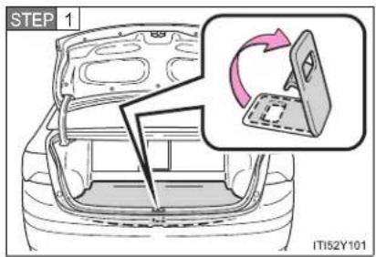 TOYOTA Avensis (2013) - Taking out the jack - 1