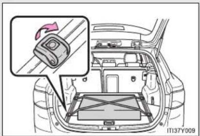 TOYOTA Avensis (2013) - Cargo hooks - 1