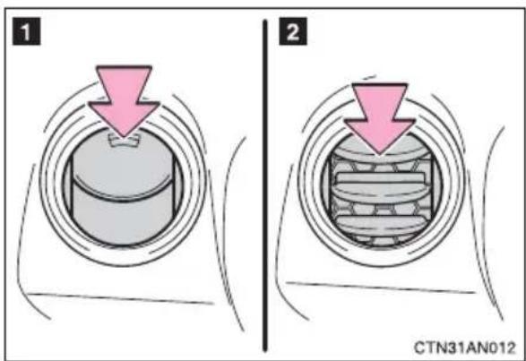 TOYOTA RAV4 (2011) - Opening and closing the side outlets - 1