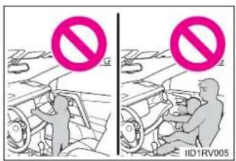 TOYOTA RAV4 (2013) - ■SRS airbag precautions - 1