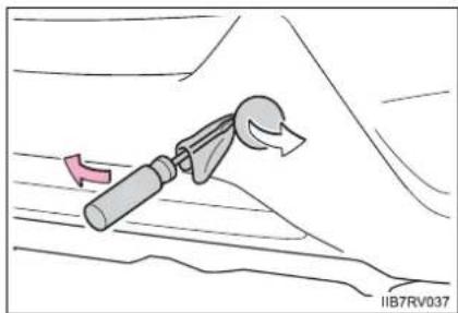TOYOTA RAV4 (2013) - Installing towing eyelet - 1