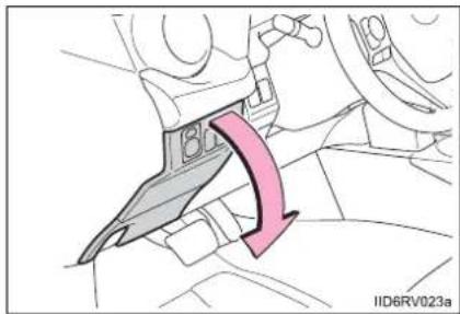 TOYOTA RAV4 (2013) - Checking and replacing fuses - 3