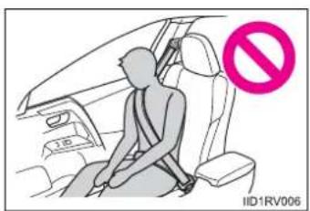 TOYOTA RAV4 (2013) - ■SRS airbag precautions - 2