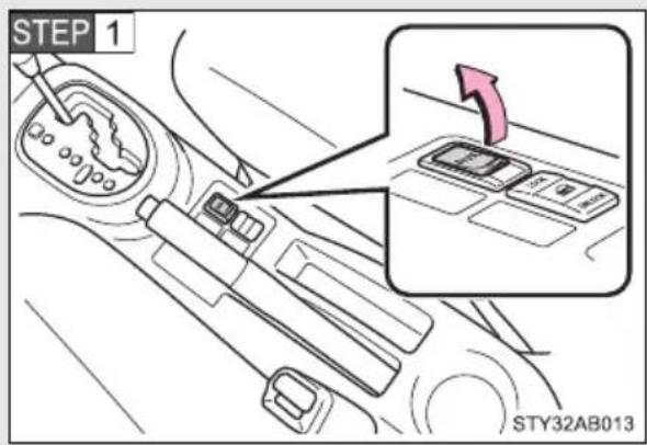 TOYOTA Yaris (2010) - ■Trademark owned by SRS Labs, Inc. - 3