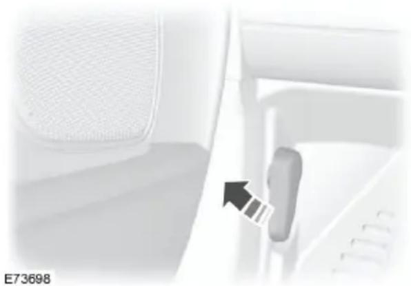 FORD Galaxy (2011) - Opening the hood - 1