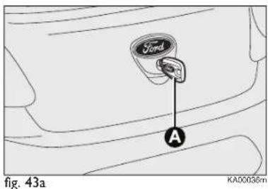 FORD Ka (2011) - TAILGATE OPENING - 1