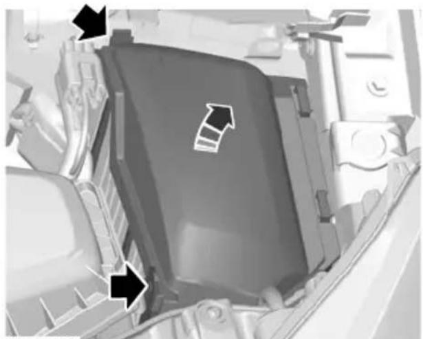 FORD Mondeo (2007) - Engine compartment fuse box - 1