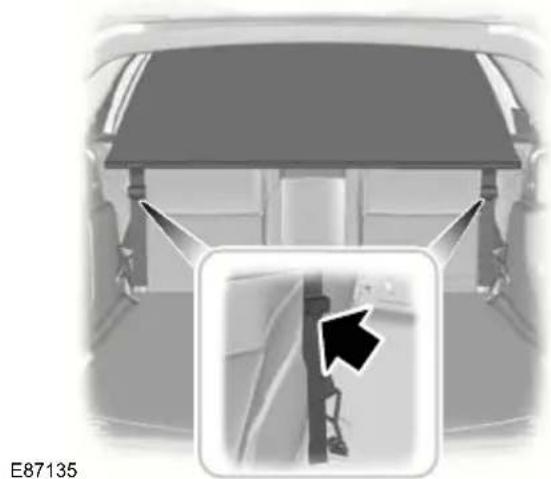 FORD Mondeo (2007) - Luggage retention net Installing the net - 4