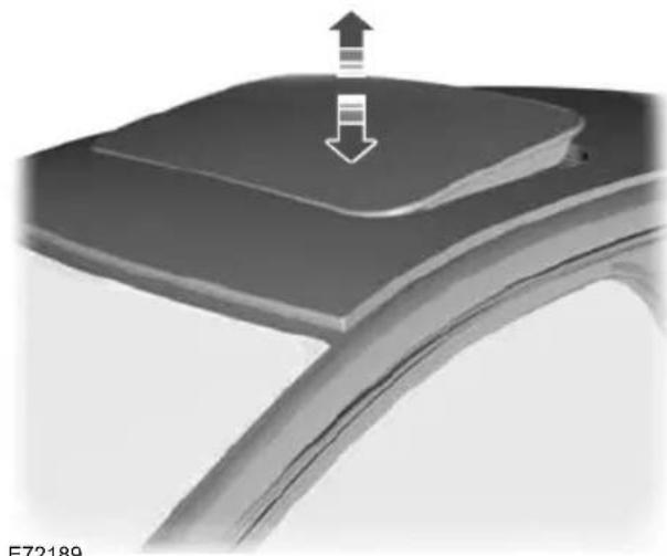 FORD Mondeo (2007) - Opening and closing the sunroof - 3