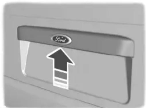 FORD S-Max (2012) - Opening the luggage compartment lid - 1