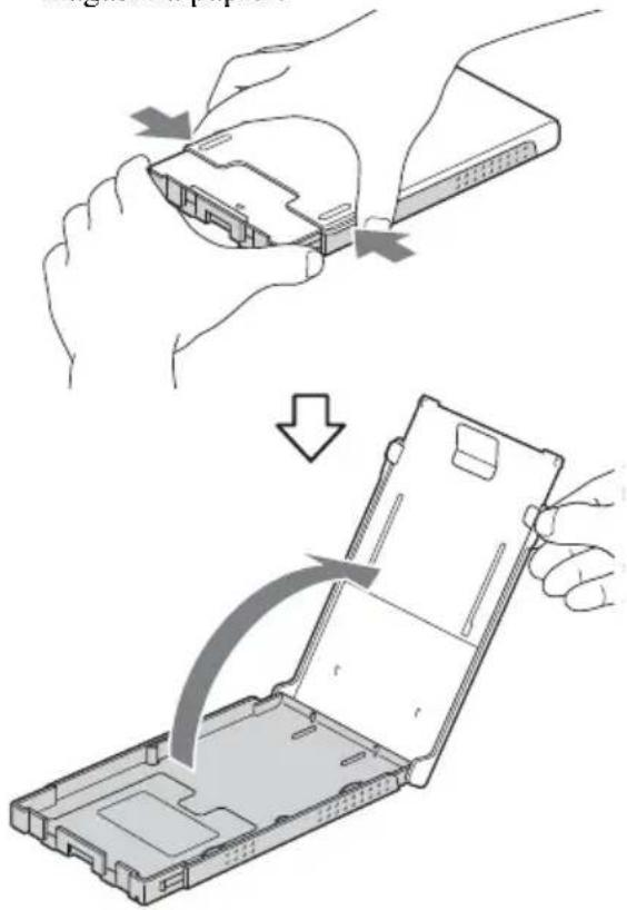 SONY DPP-F800 - Ouvrez le couvercle du magasin à papier. - 1