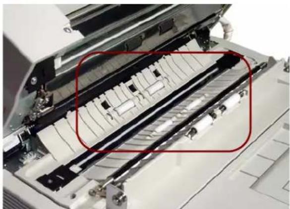KODAK Truper 3210 - Cleaning the drive rollers, free rollers and exit rollers in the exit door - 3