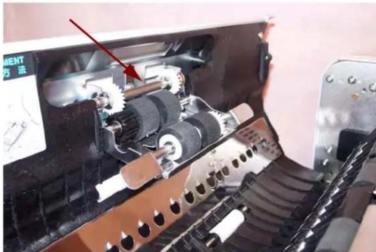 KODAK Truper 3610 - Replacing the paper feed roller module - 2